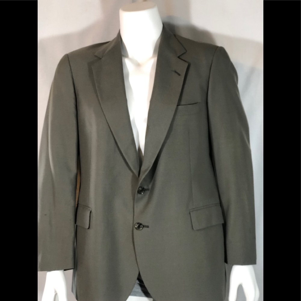 Men’s Suit/Jacket